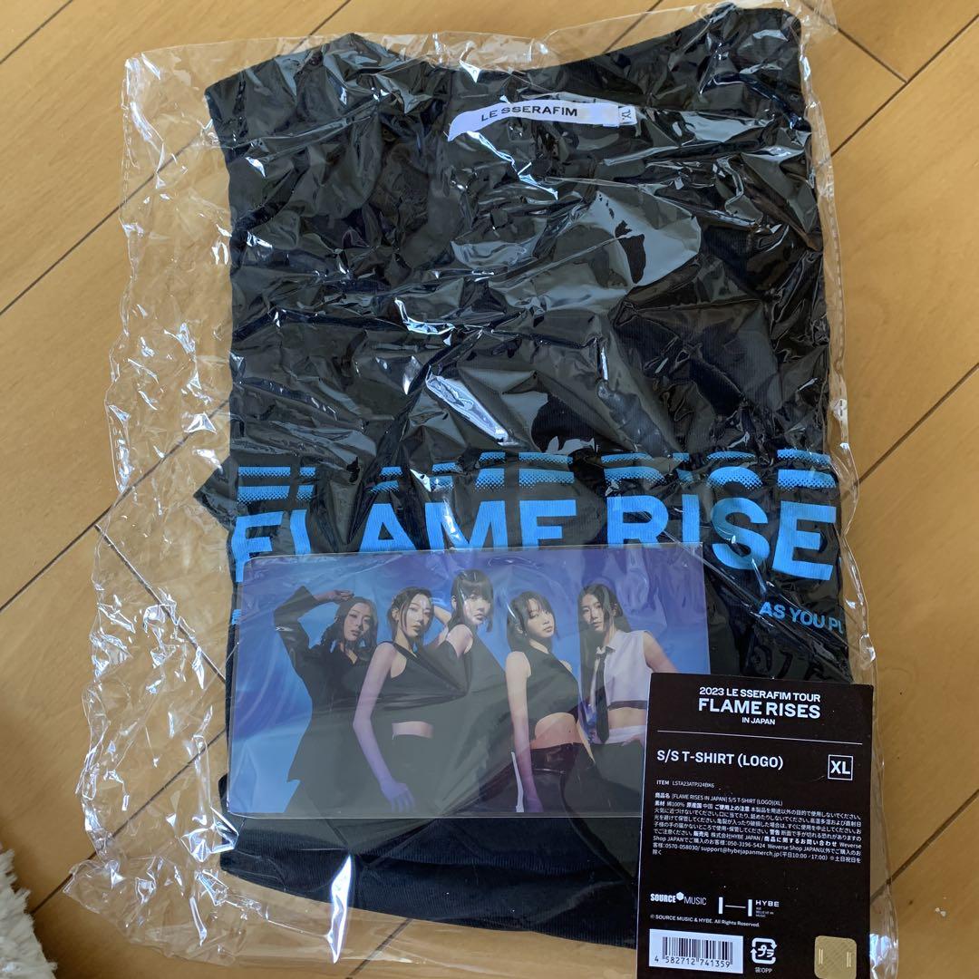 

[USED] LE SSERAFIM FLAME RISES Tour T-shirt, size XL