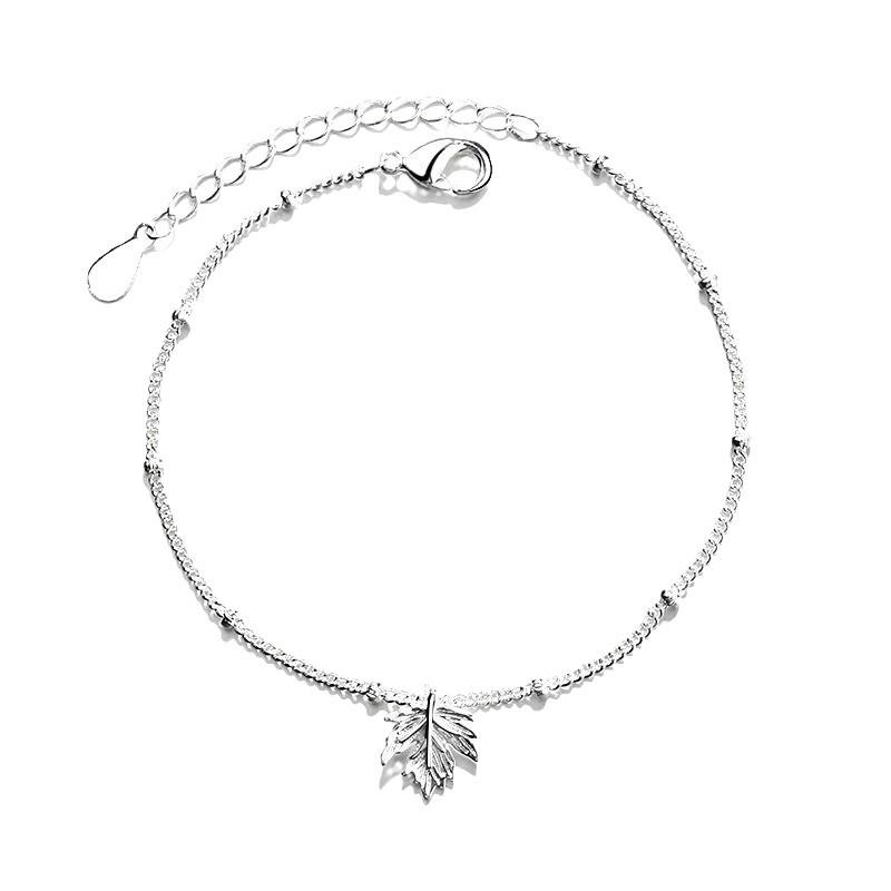 Bracelet Feuille d'Érable - Style Forêt Doux & Simple pour Femmes, Bijou Unique avec Design de Feuille Cadeau pour Meilleures Amies.
