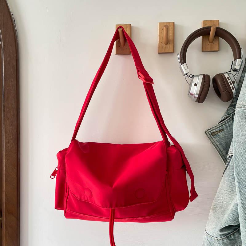 

New Fashi Nyl Messenger Bag Women Lightweight Simple Crossbody Bag Fashiable and Versatile Shoulder Bag Pure Color