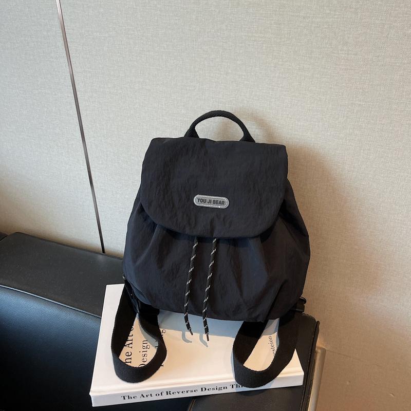 Korean Design Pocket Ladies Casual Simple Large Capacity Joker Backpack Trend Nylon Cloth Bag Backpack.