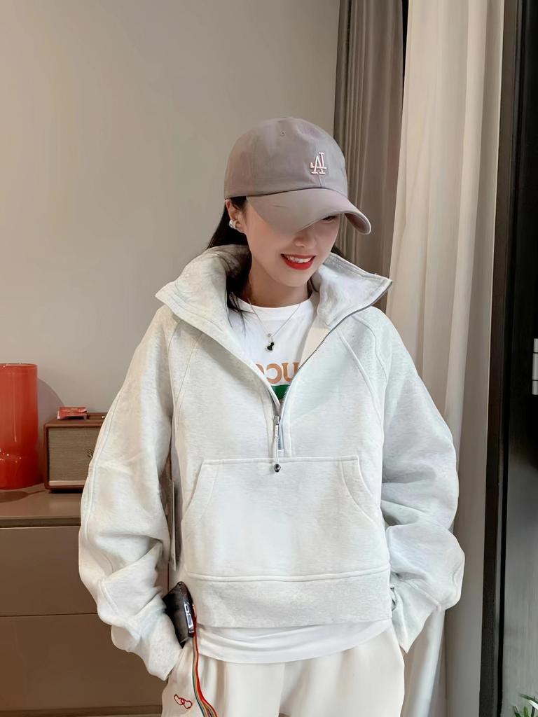 Sweter damski Lulu z półgolfem: Codzienny plus aksamitny pulower jesienno-zimowy z półzamkiem.