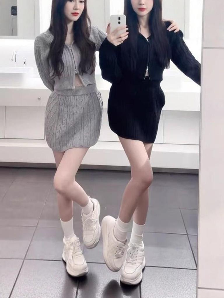 Trendy Women's Cable Knit Bodycon Midi Skirt - Autumn/Winter Versatile Outfit