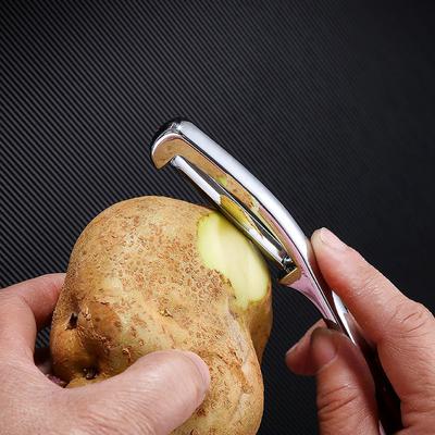 Ustensile pentru fructe și legume – Cuțite pentru curățarea legumelor și citricelor