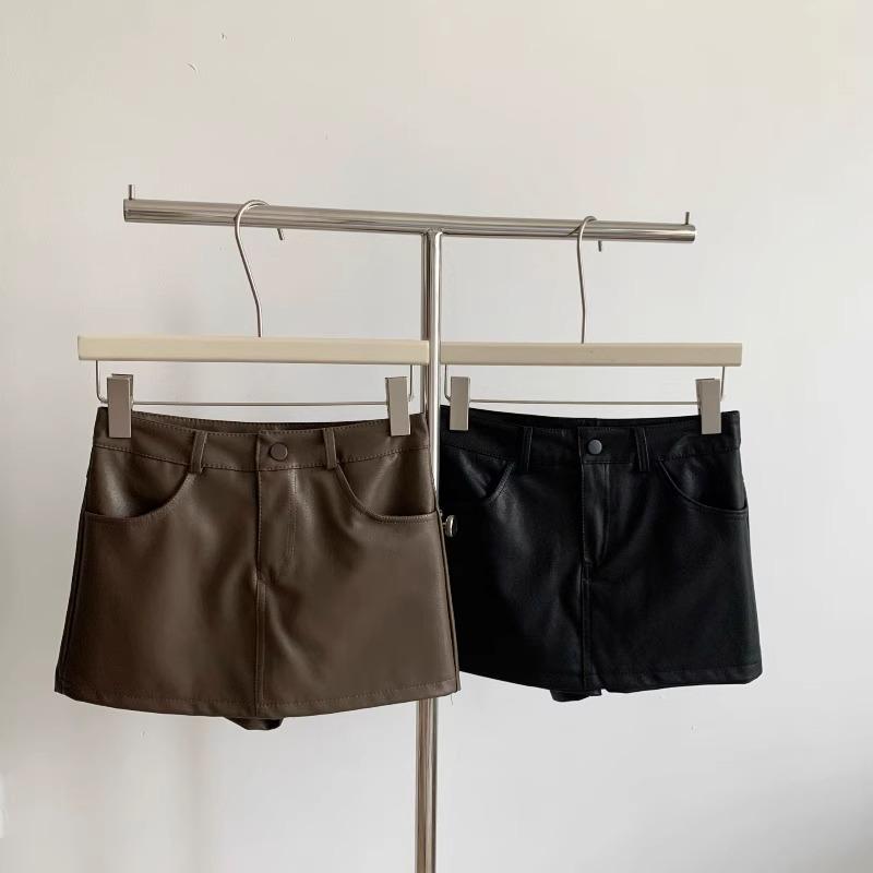 

Black PU Leather High-Waist Mini A-line Skirt for Women - Autumn/Winter Sexy Slimming Versatile Design Medium кофейный