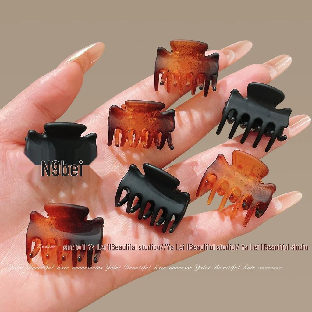 Dual-Use Ear Acupoint Beauty & Mini Hair Clip for Half Ponytail & Stray Hair