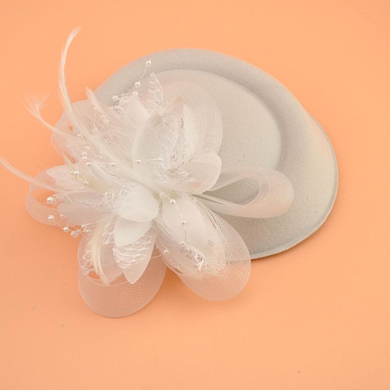 Diadema da sposa vintage in tulle e piume - Tendenza europea e americana