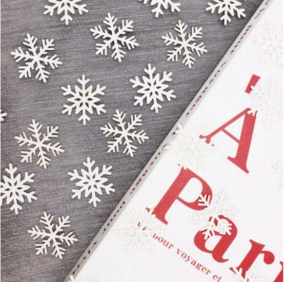 

Festive Christmas Snow Confetti Paper Set - Colorful Decorations 100 pieces