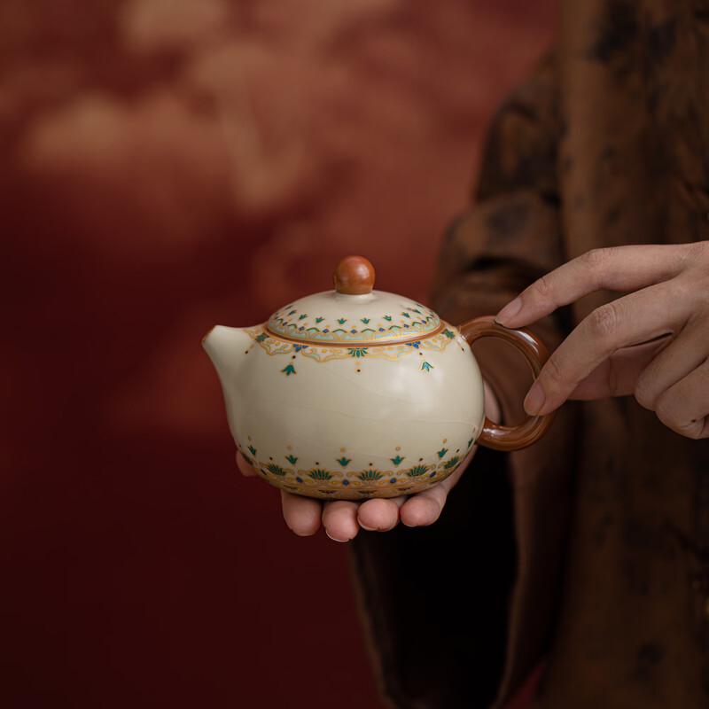 Dunhuang Baoxianghua Ru Kiln Ceramic Kung Fu Tea Set