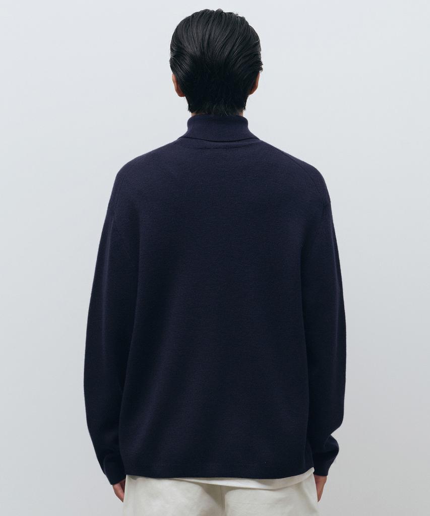 MUSINSA STANDARD Minimal Turtleneck Knit [Navy]