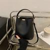 Bag new niche trend line fashion small fresh autumn women portable crossbody bucket bag