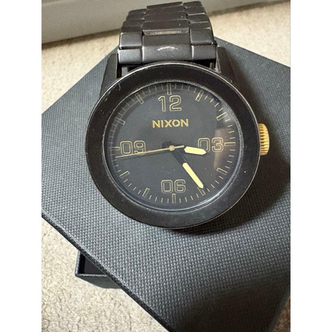 Used NIXON watch