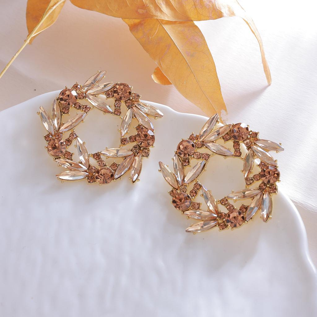 Modern Alloy Geometric Stud Earrings With Gold Pins For Women