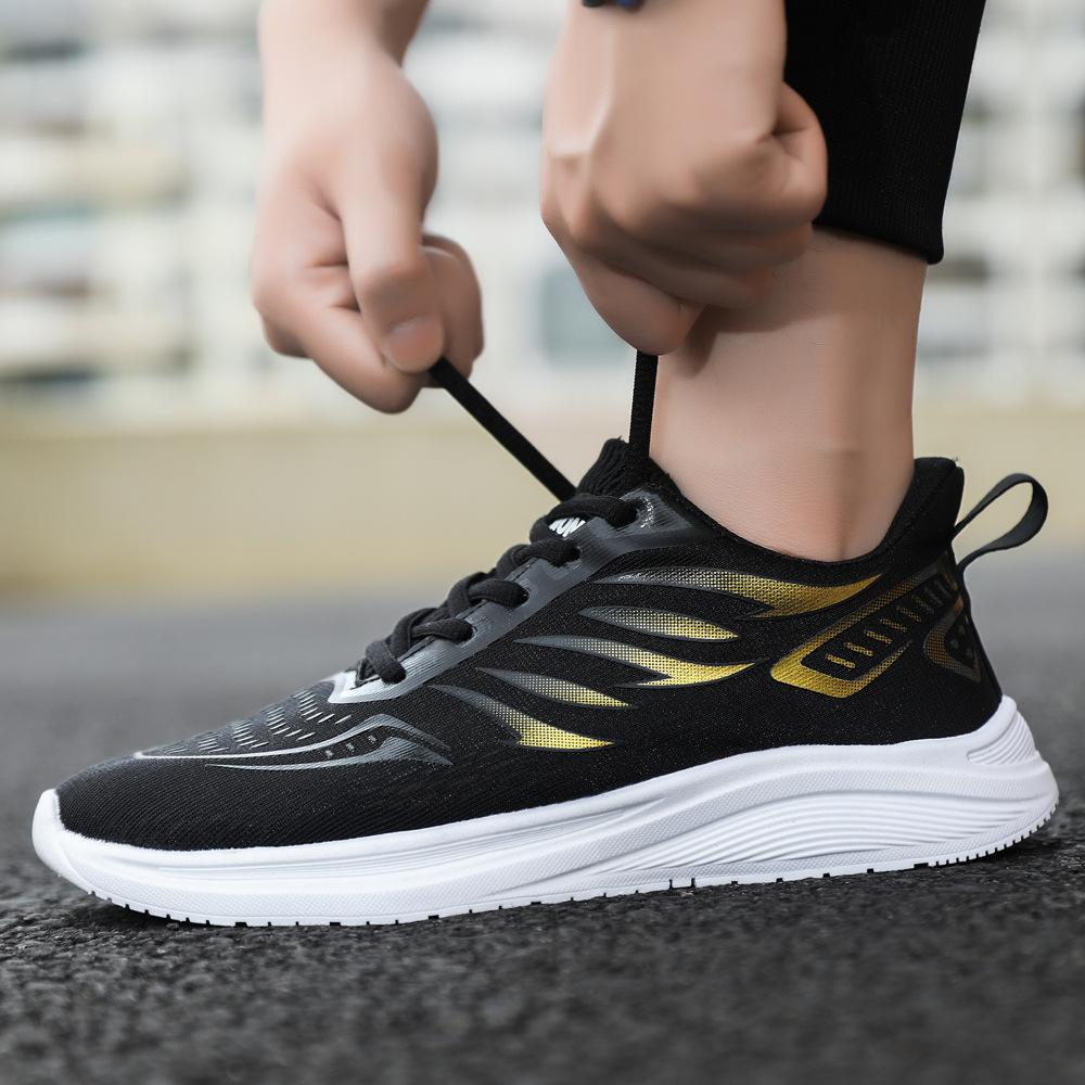 Neue Herrenschuhe 2024 Sommer Mode lässig Flyknit weiche Sohle Kälte klebrig ultraleicht Trend Student Lauf-Sportschuhe