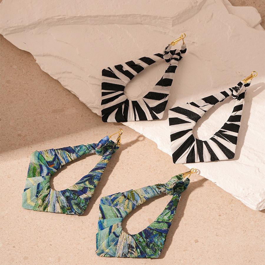 Exaggerated Contrasting Color Fabric Wrapped with Irregular Geometric Earrings, Elegant High-end Earrings for Women