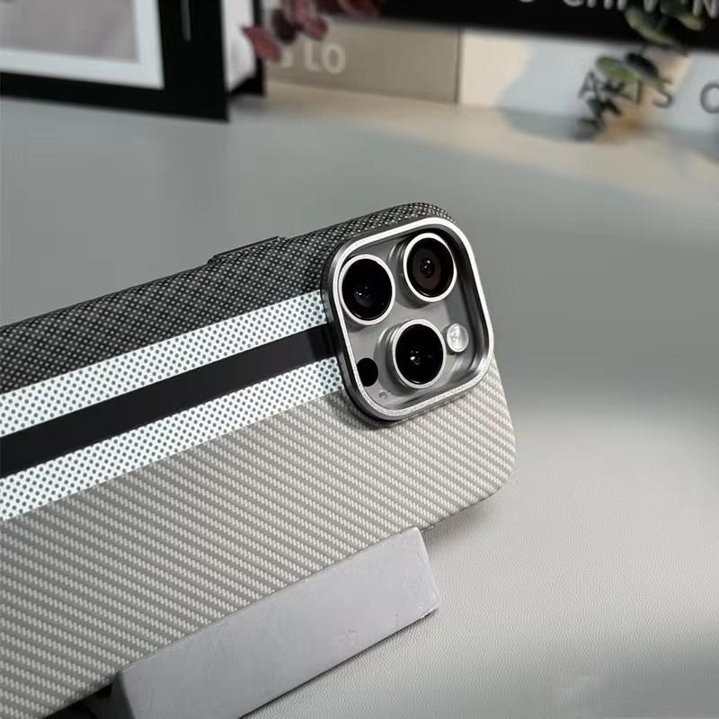New Carbon Fibre Wireless Charging MagSafe Phone Case for iPhone 14 15 16 Pro Max 15Pro 13 12 Alloy Lens Hit Color Hard PC Armor Cover