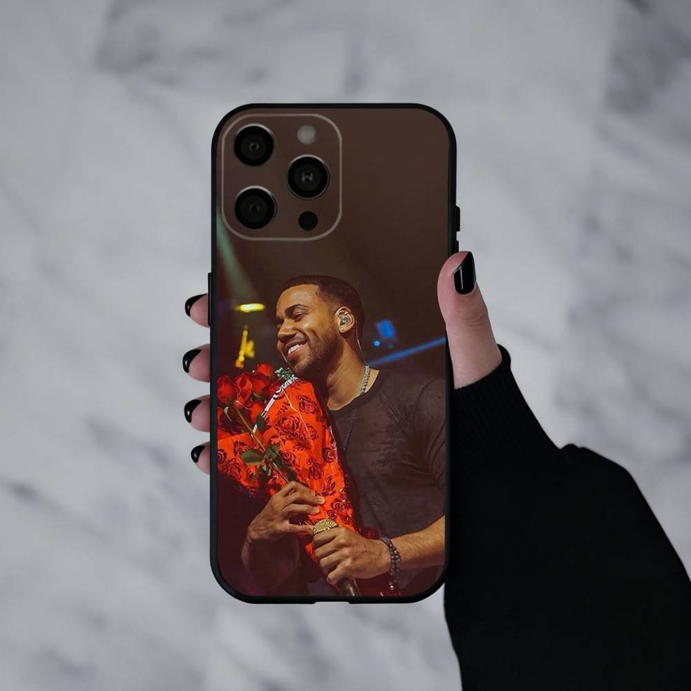 

Singer R-Romeo Santos Phone Case Silicone Soft For IPhone 17pro 16 15 14 13 12 11 X XR Plus Pro Max Plus iPhone16promax