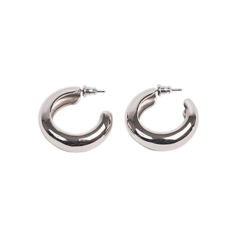FINNLEE SILVER HOOP EARRINGS / Medium