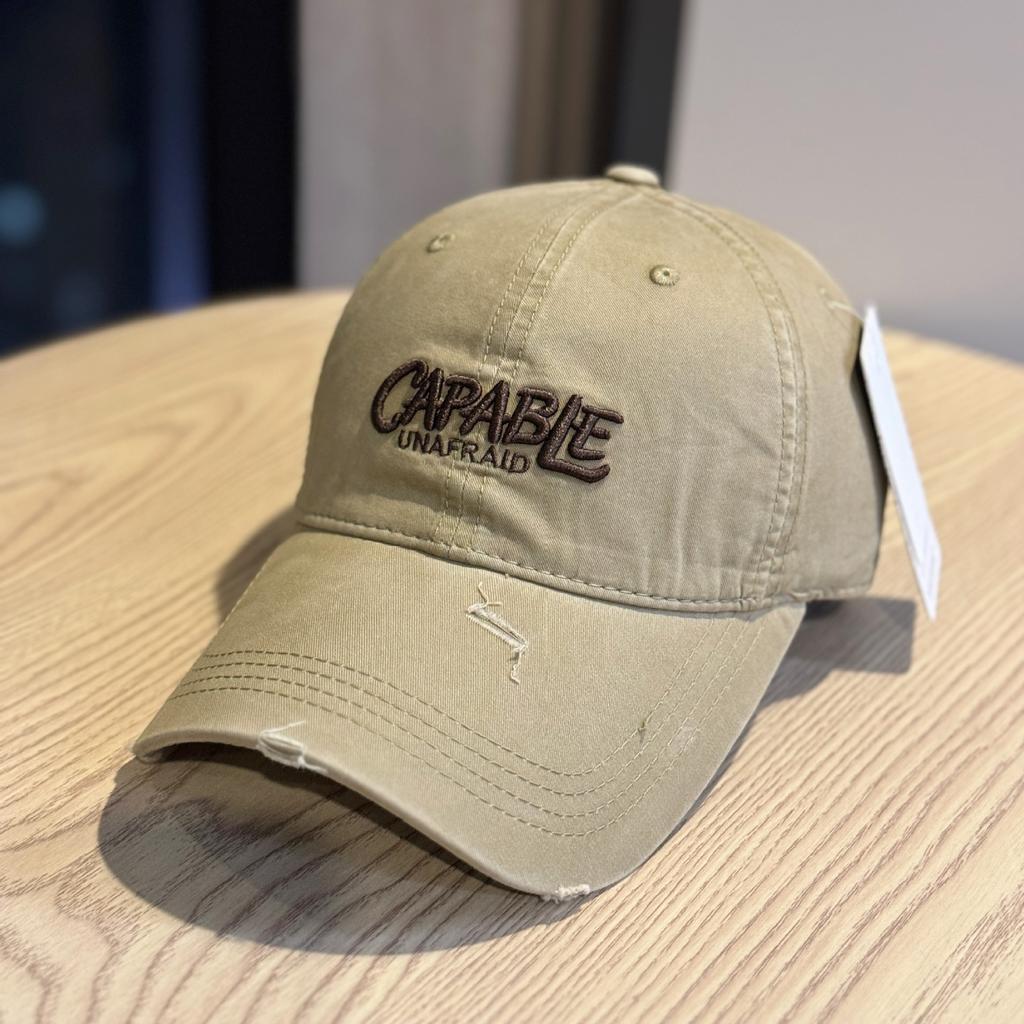 2026New Letter Embroidery Baseball Cap for Women, Korean Style, Soft Top, Simple and Versatile, Trendy Couple's Cap That Makes the Face Look Smaller