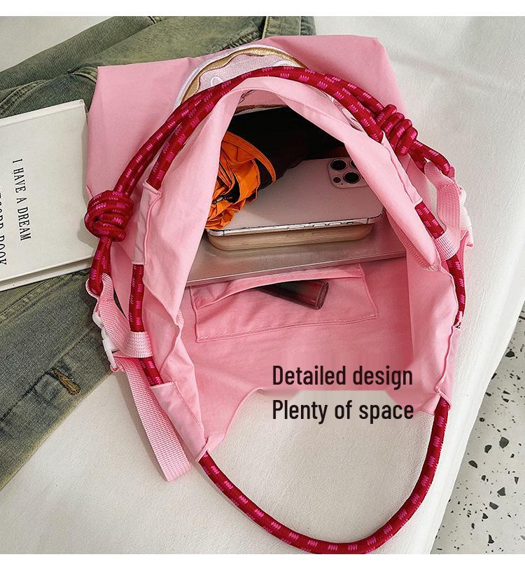 2025 Exquisite Embroidery Eco-Friendly Nylon Canvas Crossbody Shoulder Bag for Women