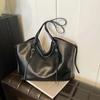 High Capacity PU Casual Bags for Ladies  Shoulder Hasp Bags  Zipper Interior Pocket  Versatile  High Quality