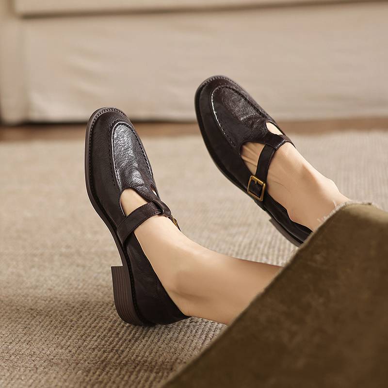 Krazing Pot Sheepskin Round Toe Thick Med Heels Spring Shoes Slip on Big Size 42 Loafers Women Metal Buckle Pleated Pumps