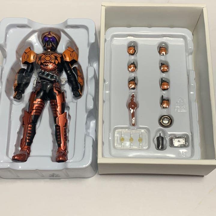 S.H.Figuarts (Real Bone Carving Method) Kamen Rider OOO Burakawani Combo
