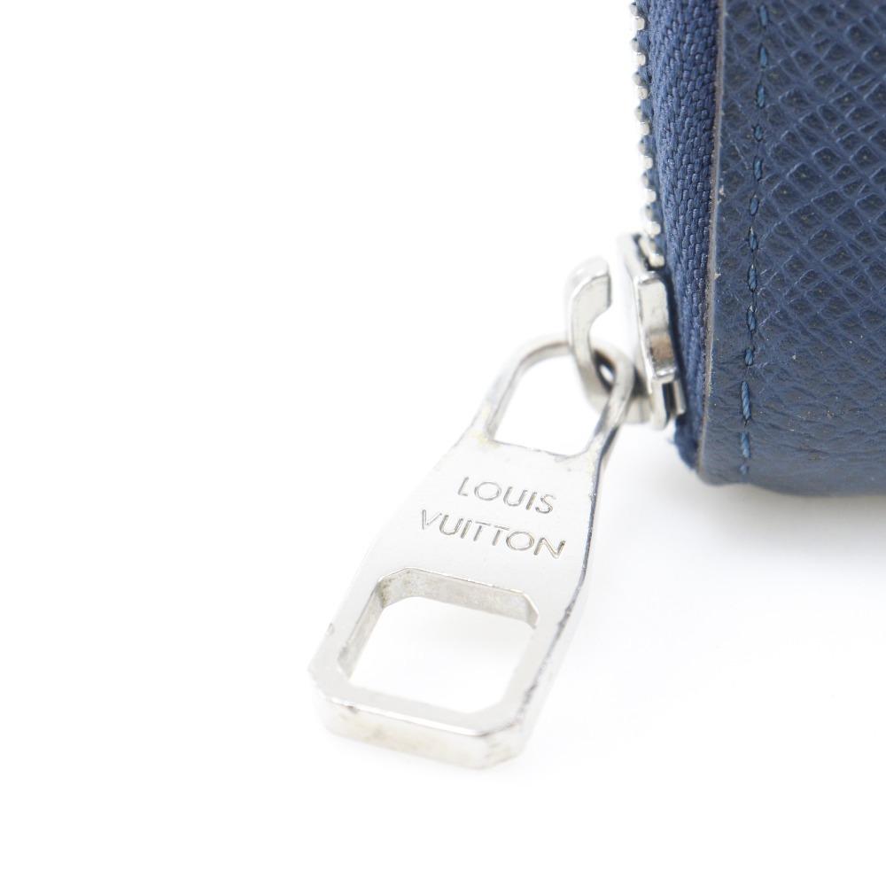 LOUIS VUITTON Zippy Wallet Vertical Purse M32837 Océan Navy blue Taiga mens Used