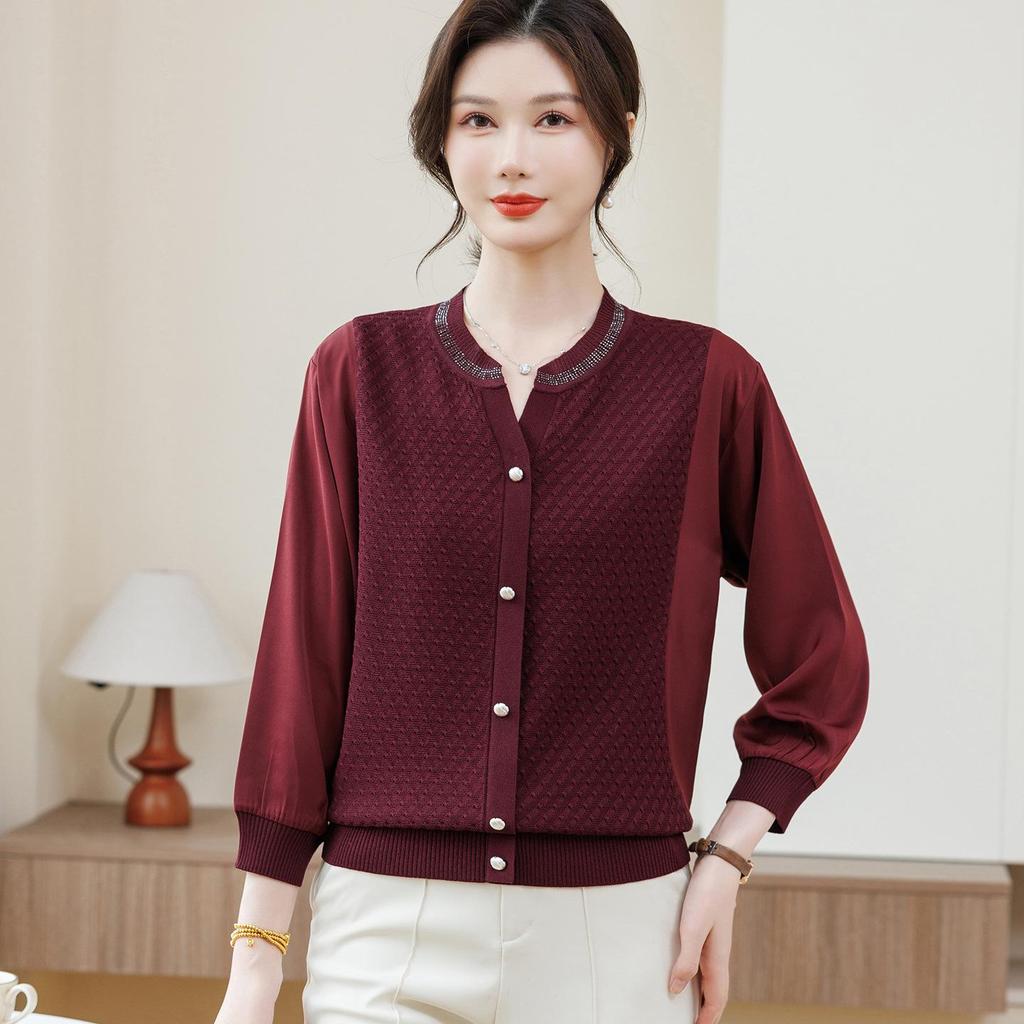 Mother's Spring Style: Gauze Sleeve Knit Top with Hot Drill and Nine-Point Sleeves for Middle-Aged Women