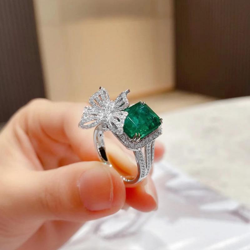 Colorful Emerald Butterfly Ring: Trendy Adjustable Women s Full Diamond Finger Ring, Versatile Gift Size 7