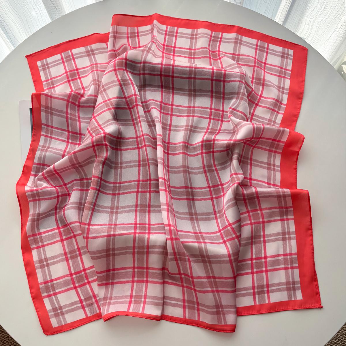 

Luxury Square Scarf For Women Elegant Ladies Hijab Stripe Print Neckerchief Bandanas Summer Soft Stain Faux Silk Scarves Shawl