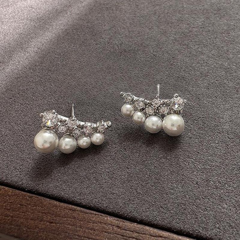 

Циркон жемчуг серьги-пусеты изысканная легкая роскошь высококлассные темпераментные модные универсальные нишевые серьги женские