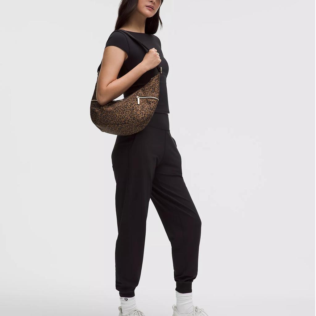 Lululemon Slouchy Sling 6L Adjustable Shoulder Strap Nylon Shoulder Bag Women Bags Brown LU9DEXS-071825