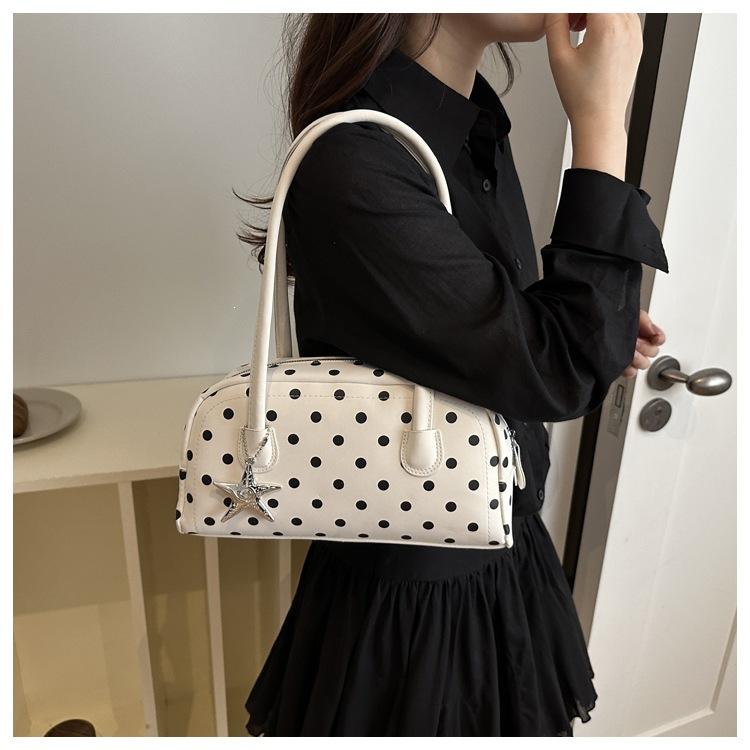 Niche Style Bowling Bag With Polka Dots, Fresh And Sweet Shoulder Bag, Commuting Fashion Trend, Armpit Pillow Bag