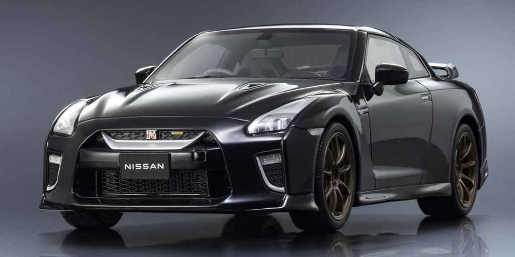samurai 1/18 scale Nissan GT-R Premium Edition T-Spec Midnight Purple (Finished Product)