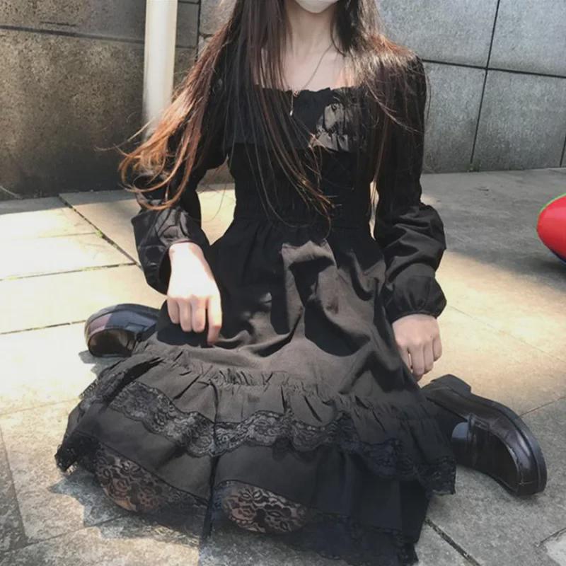 Lolita Schwarzes Spitzenkleid: Neuer Herbststil - Vielseitig, Süß oder Edgy, Kleines Langärmliges Quadratkragen-Design