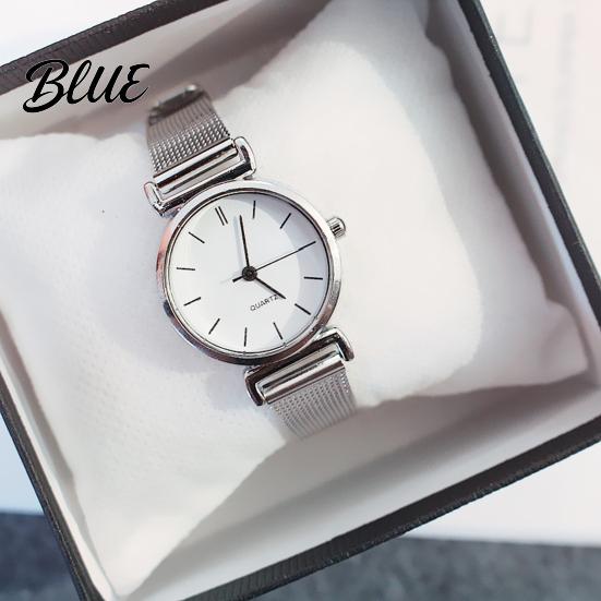 Orologio da polso da donna di alta qualità con movimento al quarzo, quadrante circolare in lega