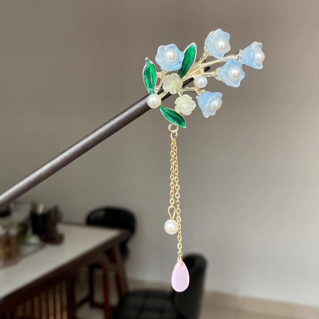 Luxury Flower Tassel Hairpin For Women Handmade Wooden Floral Hair Stick Hanfu Hair Accessories Vintage Elegant Girls Hairpins