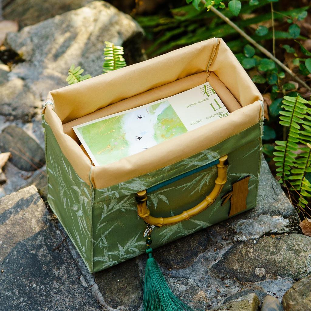 Elegant Green Tea Cloth Bag and Ceramic Can Packaging - Longjing, Biluochun, Maojian, Maofeng Styles