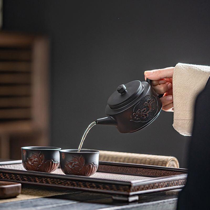Jianshui Clay Purple Pottery  Carving Teapot Hand Painted Antique Relief Teapot Household Teapot Kungfu Tea Set Kettle