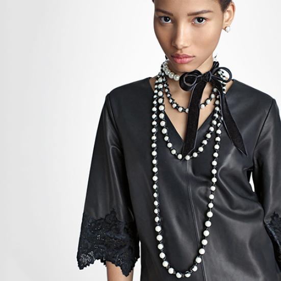 EQLEF Choker collan Velluto per Le Donne Ragazze Girocollo Classico Set Girocollo in Velluto Nero Rosso Girocollo in Pizzo Girocollo Tatuaggio Collana per Quotidiano e Feste (Nero e Rosso