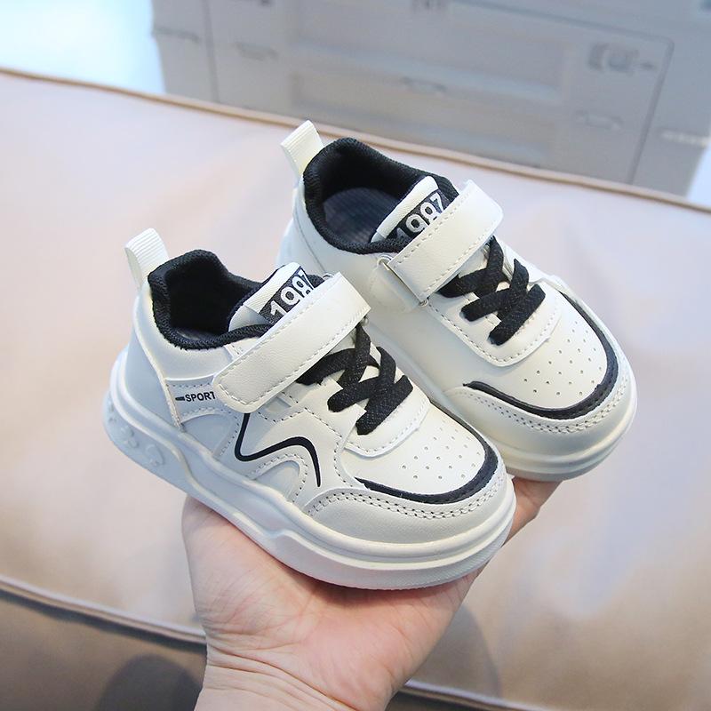 Kids Leather Sneakers Soft Sole White Shoes Boys Girls Spring Autumn Casual Trainers For 1-6 Years Old Toddlers