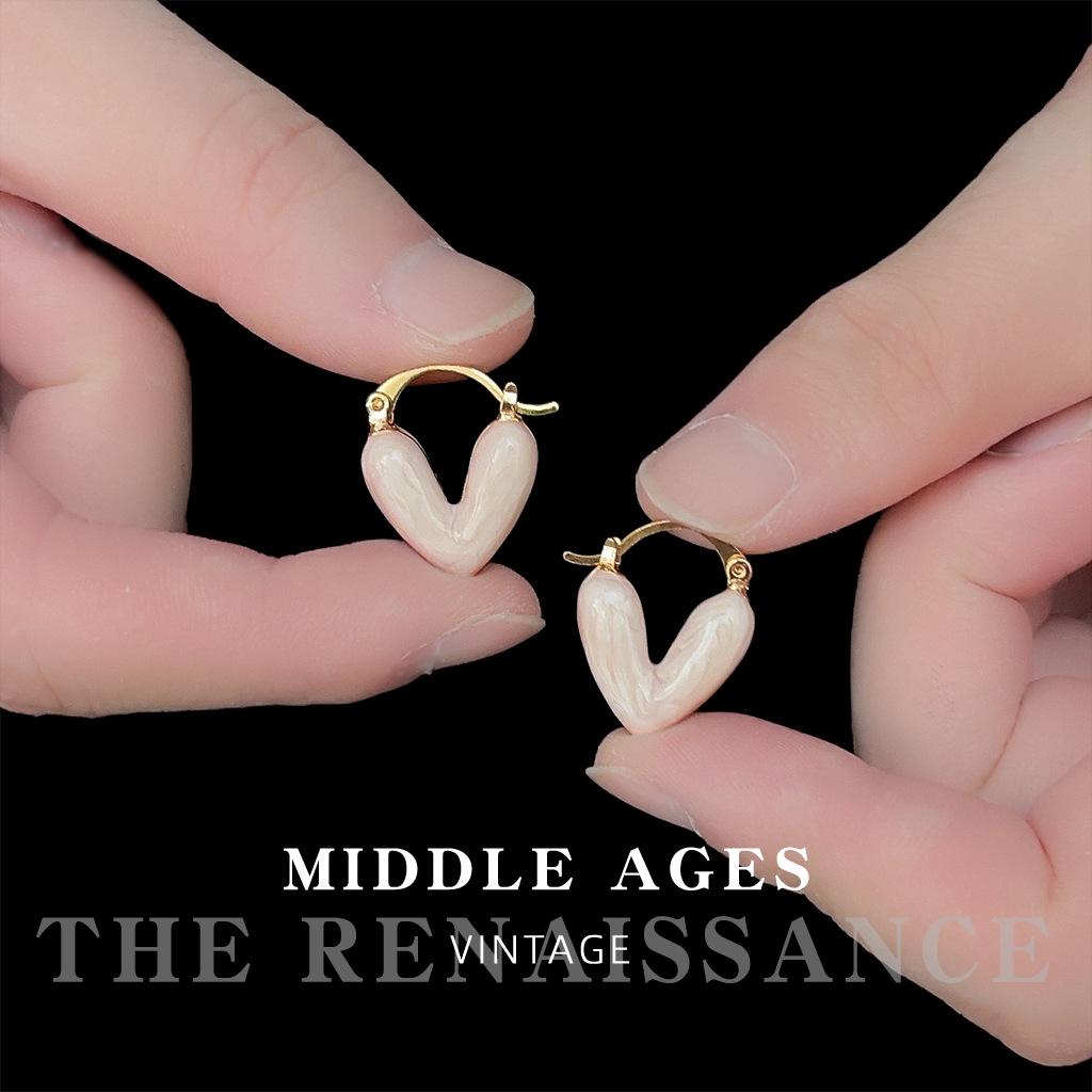 Эмалевые серьги-клипсы молочно-белого цвета в стиле любви, с подвесками в виде капель масла, темпераментные серьги в гонконгском стиле