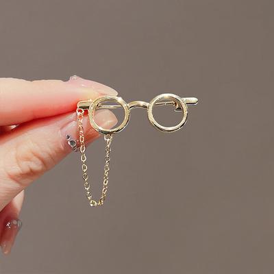 Kreslená roztomilá brošňa s okuliarmi Advanced Sense Simple Personality Pin Suit Anti-Light Pin Suit Príslušenstvo