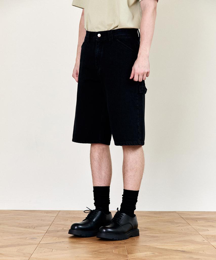 Hoite Het Repair Work Bermuda Shorts (Black)