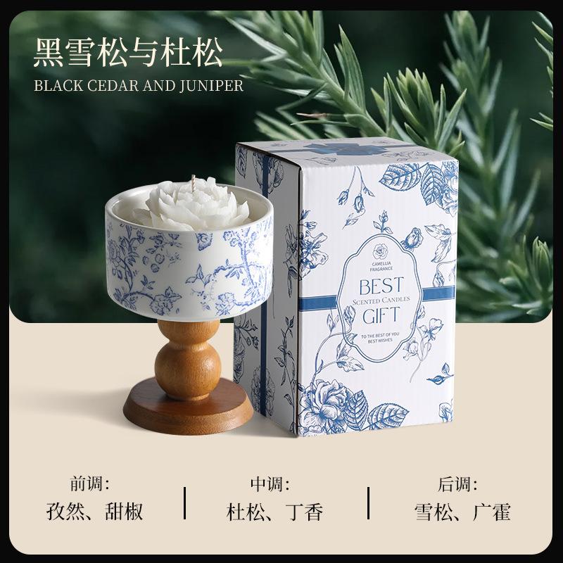 

Scented Candle Camellia Shape Gift High-end Creative Ceramic Candle Holder Handmade Fragrance Black Cedar and Juniper