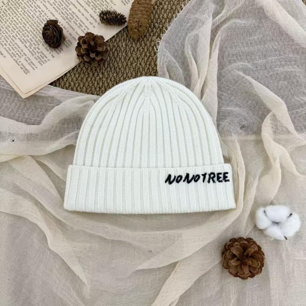Letter solid color wool hat men's and women's autumn and winter street fashionable cold hat warm knitted hat showing face small headhat