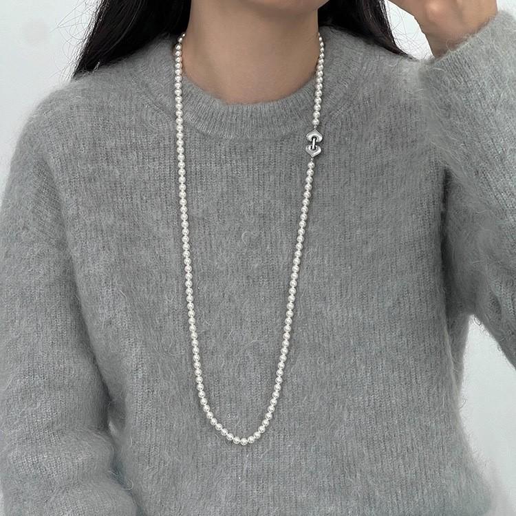 Shell Love Ring Buckle Design Shijia Pearl Necklace Temperament Is Round And Strong Light Imitation Pearl Long Sweater Chain