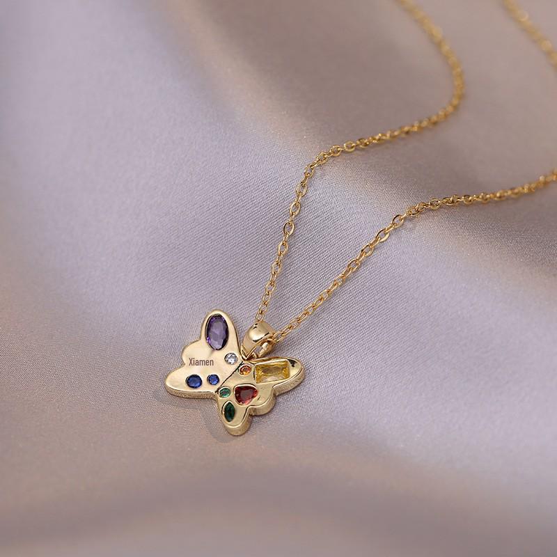 Women's Fashion Heart Pendant Necklace - Elegant, Simple Design, Versatile Clavicle Chain Jewelry