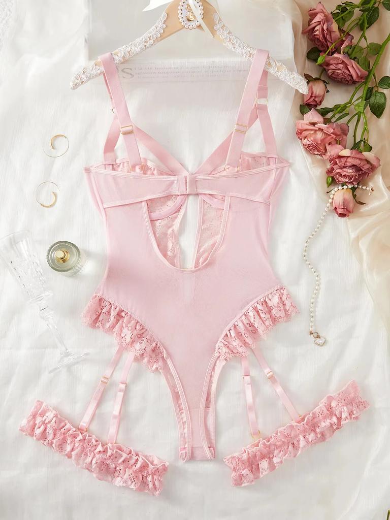 Lingerie Sexy Hot Sensual Bodysuits Sexy Lace Bra Set For Women Cut Out Strappy Bra And Panties Garter Choker Erotic Costumes