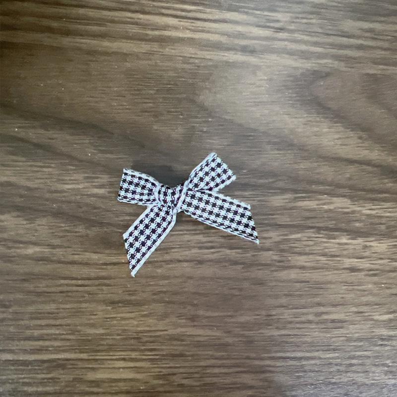 Girls' Plaid Bow Hairpin - Cute, Sweet Cloth Hair Accessory Clip